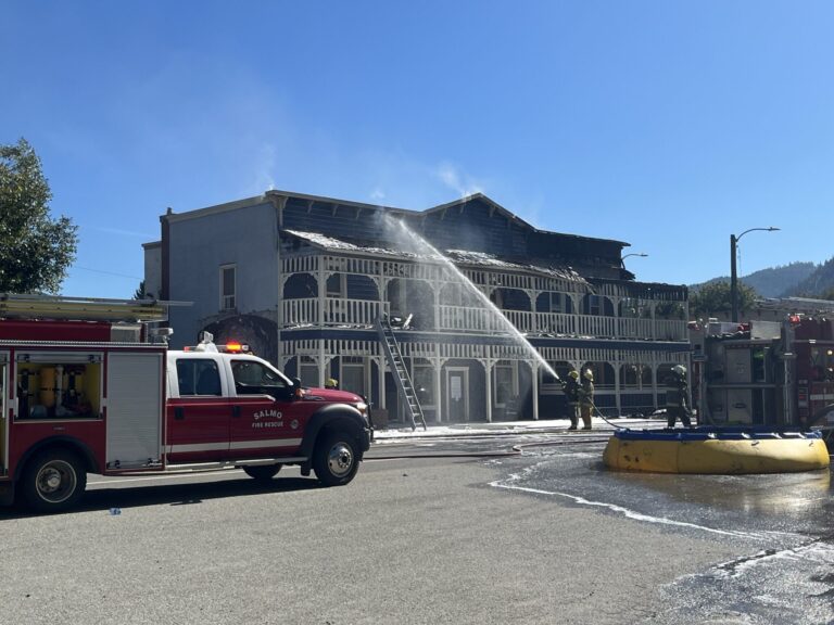 Salmo Hotel water damage ‘minimal’ after fire