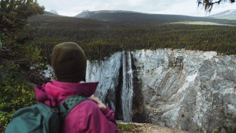 Hiking Trails in the Cariboo Chilcotin Coast