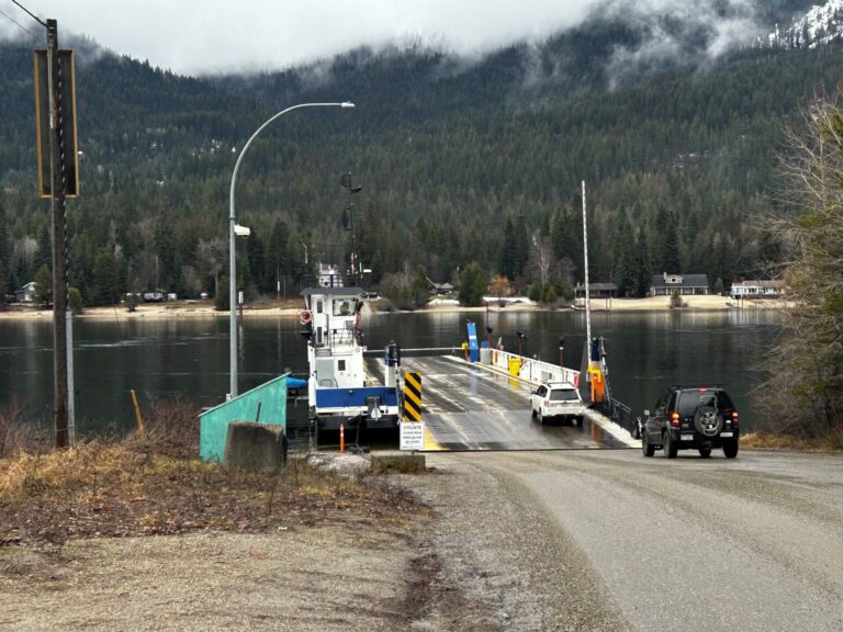 Union issues January 6 strike notice for Harrop and Glade ferries